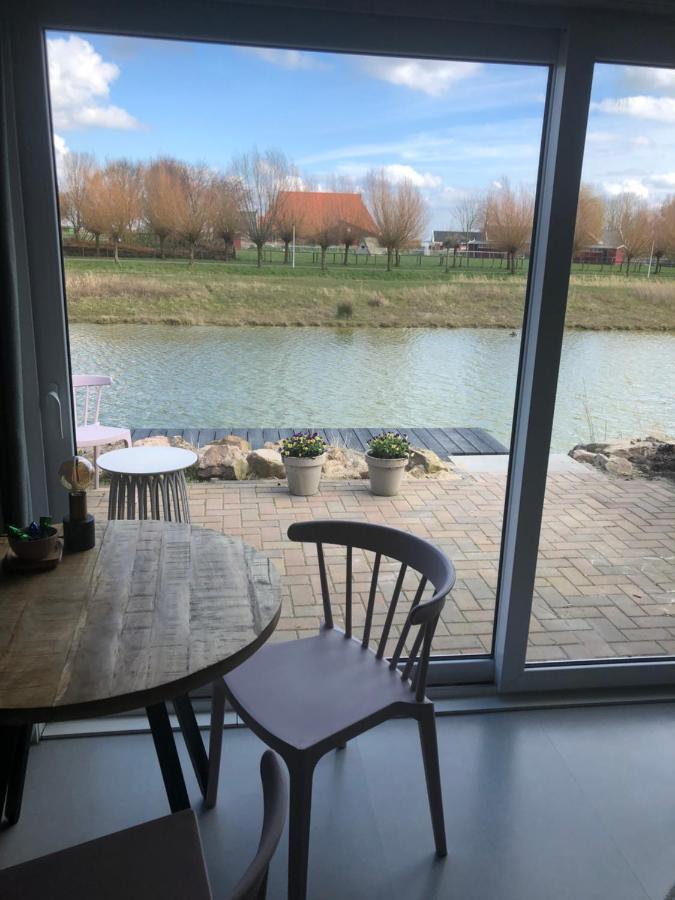 B&B Snurk Stiens, Fijn Verblijf Aan Open Vaarwater Exteriör bild